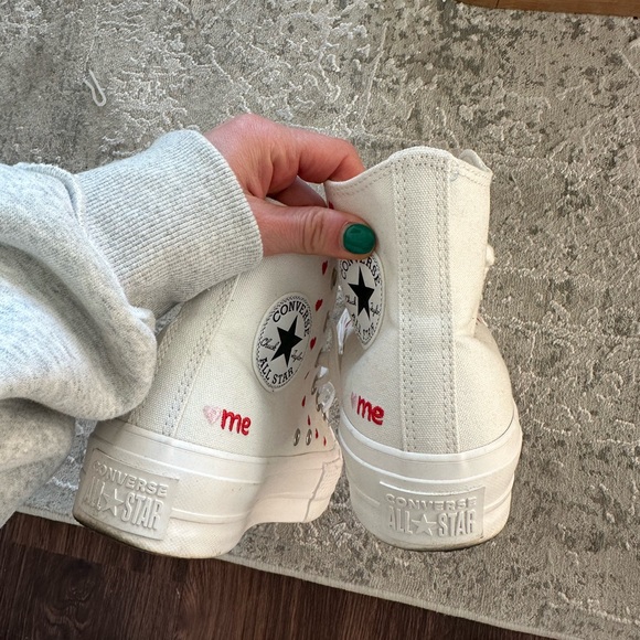 Converse Red Love Accents Valentine’s Day 2022 Collection Hightop - Picture 4 of 8